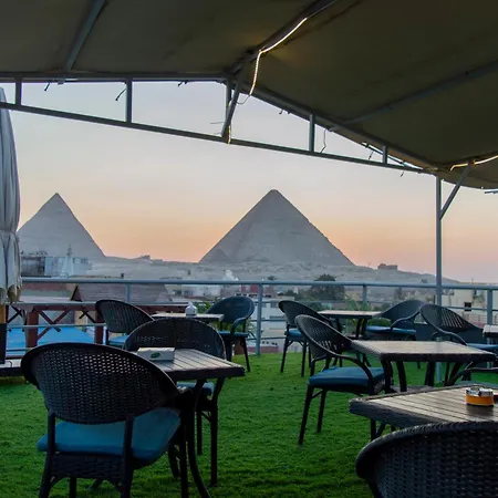The Pyramids Gate Inn